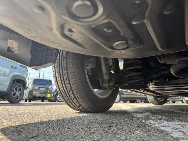 ヴォクシー ＺＳ　禁煙車　１オーナー　アルパイン１０インチナビ　フルセグＴＶ　Ｂｌｕｅｔｏｏｔｈ　バックカメラ　ステアリモコン　レーンアシスト　衝突軽減サポート【モデリスタエアロ】電動スライドドア　純正１６インチアルミ（49枚目）