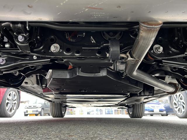 ハリアーハイブリッド Z レザーパッケージ 登録済未使用車 4WD 寒冷地仕様【ムーンルーフ】【衝突軽減システム】レーダークルーズコントロール レーンアシスト 純正ディスプレイオーディオ【JBLサウンド】全周囲カメラ デジタルインナーミラー(8枚目)