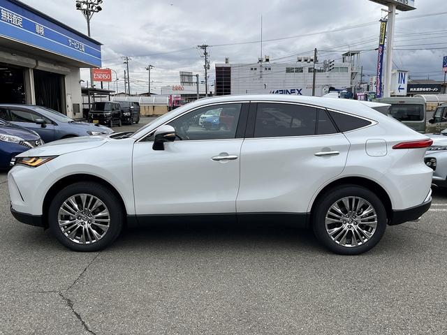 ハリアーハイブリッド Z レザーパッケージ 登録済未使用車 4WD 寒冷地仕様【ムーンルーフ】【衝突軽減システム】レーダークルーズコントロール レーンアシスト 純正ディスプレイオーディオ【JBLサウンド】全周囲カメラ デジタルインナーミラー(18枚目)