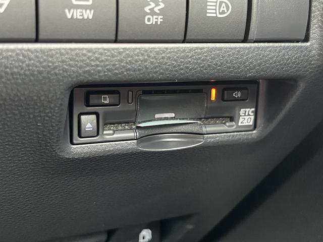 ハリアーハイブリッド Z レザーパッケージ 登録済未使用車 4WD 寒冷地仕様【ムーンルーフ】【衝突軽減システム】レーダークルーズコントロール レーンアシスト 純正ディスプレイオーディオ【JBLサウンド】全周囲カメラ デジタルインナーミラー(47枚目)