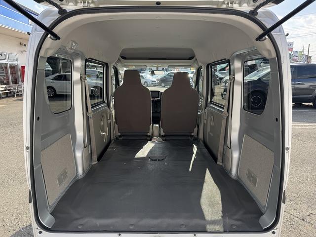 店内に広々としたキッズルームをご用意☆TVゲーム、アニメ、おもちゃ、ぬり絵などお子様連れでも安心☆ 女性用トイレにはおむつ交換スペースも完備で赤ちゃんを連れたお客様でも安心♪