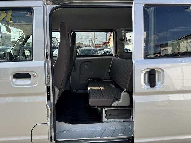 ☆車両の状態、見積もり金額など気になる点ご質問等ございましたらお気軽にメール、ご連絡下さい。細かくご説明致します☆気になるお車が有れば乗り比べしてみて下さい!当店は全車試乗可能となっております♪