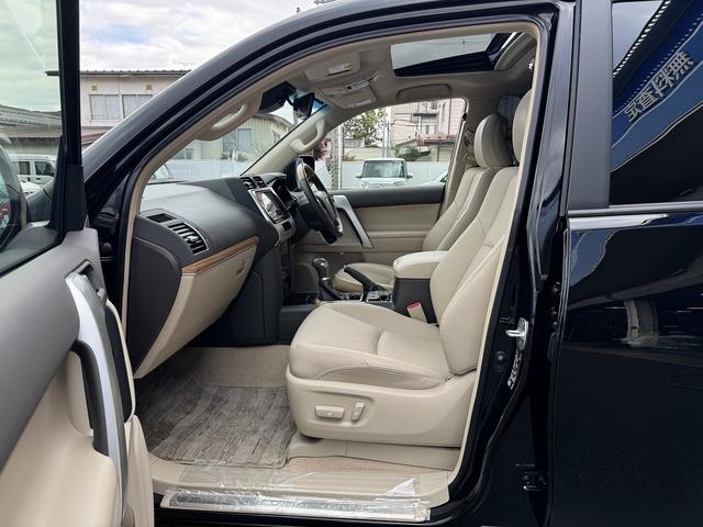 ランドクルーザープラド ＴＸ　Ｌパッケージ　マットブラックエディション　禁煙車　４ＷＤ　純正９インチナビ　フロント＆バックカメラ　ドライブレコーダー　デジタルインナーミラー【サンルーフ】レザーシート　クルーズコントロール【衝突軽減サポート】レーンアシスト　コーナーセンサー（51枚目）