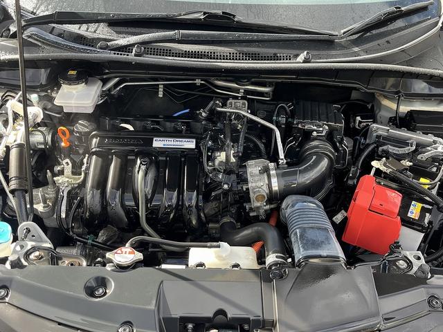 グレイス ハイブリッドＤＸ　禁煙車　４ＷＤ【寒冷地仕様】社外ナビ　Ｂｌｕｅｔｏｏｔｈ　バックカメラ　ドライブレコーダー　衝突軽減サポート　レーンアシスト　レーダークルコン　コーナーセンサー　ＬＥＤヘッドライト　オートハイビーム（7枚目）