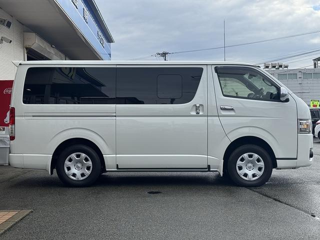 レジアスエースバン スーパーGL ダークプライムII 禁煙車 4WD【ベットキット】社外ナビ フルセグTV BLUETOOTH バックカメラ ハーフレザーシート LEDヘッドライト フォグ オートマチックハイビーム 取説 ETC 衝突軽減 レーンアシスト(16枚目)