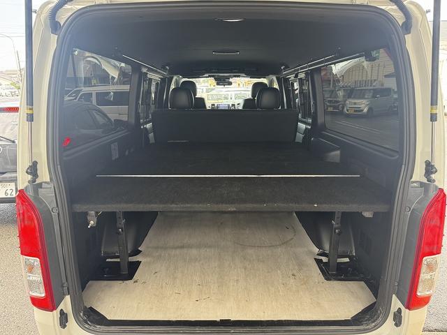 レジアスエースバン スーパーGL ダークプライムII 禁煙車 4WD【ベットキット】社外ナビ フルセグTV BLUETOOTH バックカメラ ハーフレザーシート LEDヘッドライト フォグ オートマチックハイビーム 取説 ETC 衝突軽減 レーンアシスト(24枚目)