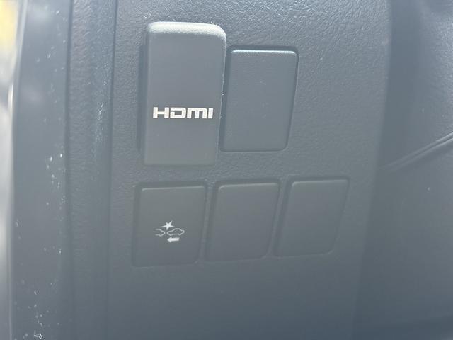 自社陸運局認証工場完備！国家資格車検検査員資格を持った整備士。納車後もご安心頂けます♪点検や車検・保証修理お任せ下さい！！！