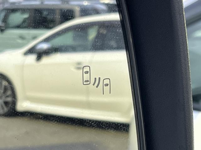 トライトン ＧＳＲ　禁煙車　４ＷＤ　ワンオーナー　レザーシート【純正９インチナビ】フルセグＴＶ　ＢＬＵＥＴＯＯＴＨ　アラウンドビューモニター　レーダークルコン　衝突軽減サポート　コーナーセンサー　ステアヒーター　ＥＴＣ（12枚目）