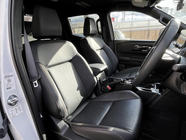 トライトン ＧＳＲ　禁煙車　４ＷＤ　ワンオーナー　レザーシート【純正９インチナビ】フルセグＴＶ　ＢＬＵＥＴＯＯＴＨ　アラウンドビューモニター　レーダークルコン　衝突軽減サポート　コーナーセンサー　ステアヒーター　ＥＴＣ（20枚目）