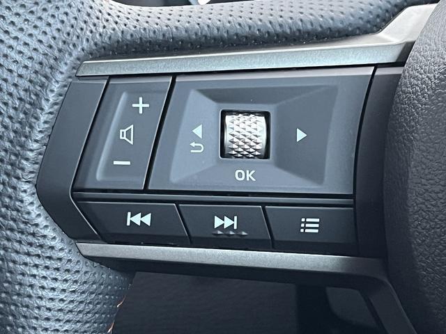 トライトン ＧＳＲ　禁煙車　４ＷＤ　ワンオーナー　レザーシート【純正９インチナビ】フルセグＴＶ　ＢＬＵＥＴＯＯＴＨ　アラウンドビューモニター　レーダークルコン　衝突軽減サポート　コーナーセンサー　ステアヒーター　ＥＴＣ（37枚目）