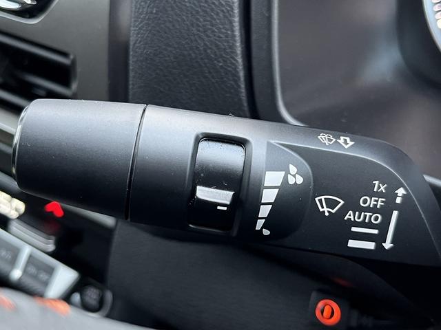 トライトン ＧＳＲ　禁煙車　４ＷＤ　ワンオーナー　レザーシート【純正９インチナビ】フルセグＴＶ　ＢＬＵＥＴＯＯＴＨ　アラウンドビューモニター　レーダークルコン　衝突軽減サポート　コーナーセンサー　ステアヒーター　ＥＴＣ（39枚目）