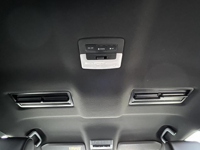 トライトン ＧＳＲ　禁煙車　４ＷＤ　ワンオーナー　レザーシート【純正９インチナビ】フルセグＴＶ　ＢＬＵＥＴＯＯＴＨ　アラウンドビューモニター　レーダークルコン　衝突軽減サポート　コーナーセンサー　ステアヒーター　ＥＴＣ（45枚目）