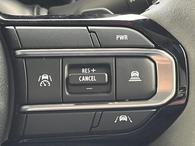 スペーシアギア ハイブリッドＸＺ　ターボ　届出済未使用車　４ＷＤ　スズキコネクトナビ【アラウンドビューモニター】両側電動スライドドア　ルーフレール　レーダークルコン　衝突軽減サポート　レーンアシスト　コーナーセンサー　ステアヒーター（10枚目）