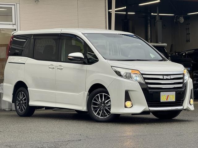 ノア Si 禁煙車 4WD 社外ナビ フルセグTV Bluetooth バックカメラ 両側電動スライドドア【後席サンシェード】【10インチALPINEフリップダウンモニター】ETC 純正アルミ MTモード(14枚目)