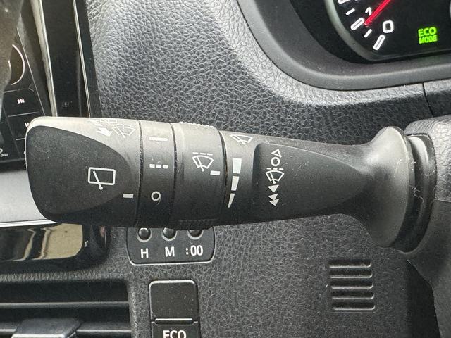 ノア Si 禁煙車 4WD 社外ナビ フルセグTV Bluetooth バックカメラ 両側電動スライドドア【後席サンシェード】【10インチALPINEフリップダウンモニター】ETC 純正アルミ MTモード(35枚目)