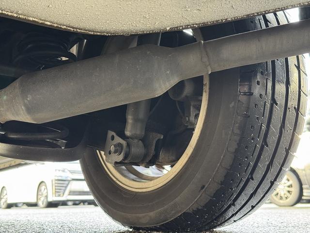 ノア Si 禁煙車 4WD 社外ナビ フルセグTV Bluetooth バックカメラ 両側電動スライドドア【後席サンシェード】【10インチALPINEフリップダウンモニター】ETC 純正アルミ MTモード(48枚目)