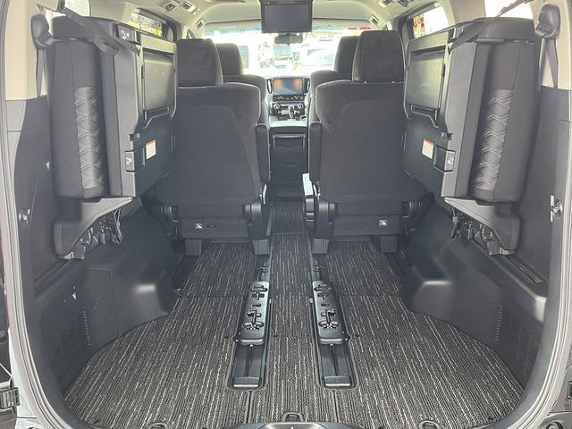 ヴェルファイアハイブリッド Ｚ　禁煙車　４ＷＤ　後期型　レーダークルーズコントロール　衝突軽減サポート　レーンアシスト　コーナーセンサー　純正１０インチナビ【ＨＤＭＩ】バックカメラ　両側電動スライドドア　フリップダウンモニター（26枚目）