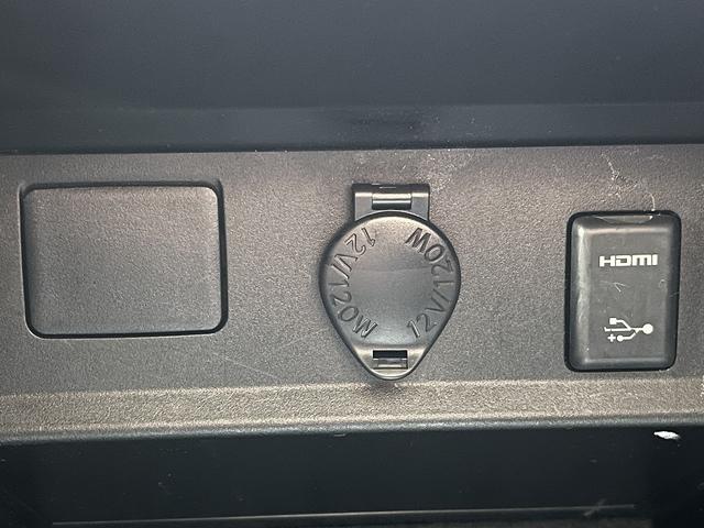 ヴェルファイアハイブリッド Ｚ　禁煙車　４ＷＤ　後期型　レーダークルーズコントロール　衝突軽減サポート　レーンアシスト　コーナーセンサー　純正１０インチナビ【ＨＤＭＩ】バックカメラ　両側電動スライドドア　フリップダウンモニター（35枚目）