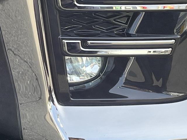 ヴェルファイアハイブリッド Ｚ　禁煙車　４ＷＤ　後期型　レーダークルーズコントロール　衝突軽減サポート　レーンアシスト　コーナーセンサー　純正１０インチナビ【ＨＤＭＩ】バックカメラ　両側電動スライドドア　フリップダウンモニター（55枚目）