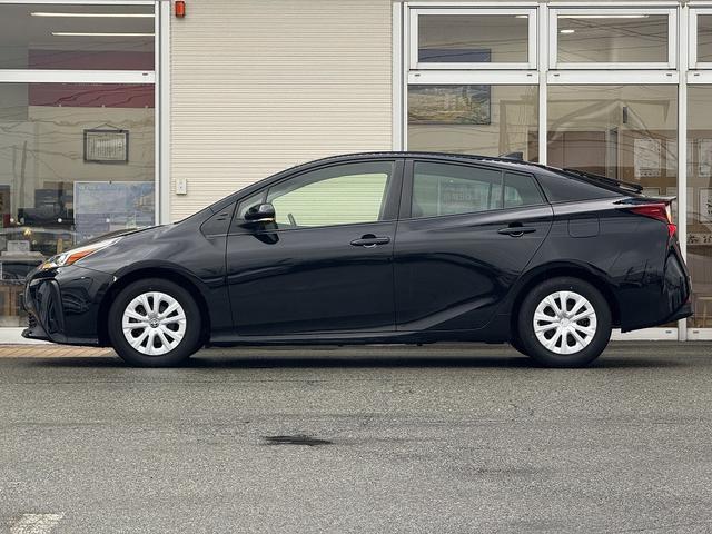 プリウス Ｓ　禁煙車　４ＷＤ　後期型　レーダークルーズコントロール　衝突軽減サポート　レーンアシスト　コーナーセンサー　社外ナビ　バックカメラ　ＥＴＣ　ドライブレコーダー【１００Ｖ電源】ＬＥＤヘッドライト（18枚目）