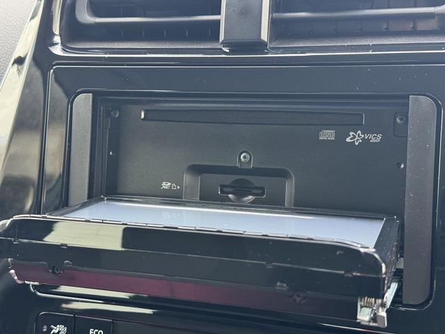 プリウス Ｓ　禁煙車　４ＷＤ　後期型　レーダークルーズコントロール　衝突軽減サポート　レーンアシスト　コーナーセンサー　社外ナビ　バックカメラ　ＥＴＣ　ドライブレコーダー【１００Ｖ電源】ＬＥＤヘッドライト（35枚目）