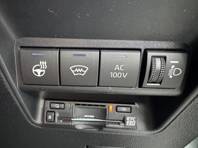 アクア Ｚ　登録済未使用車　４ＷＤ　寒冷地仕様　ディスプレイオーディオＰｌｕｓ　アラウンドビューモニター　レーダークルコン　衝突軽減サポート　レーンアシスト　コーナーセンサー　ブラインドスポットモニター（11枚目）