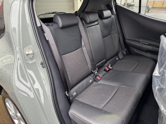 アクア Ｚ　登録済未使用車　４ＷＤ　寒冷地仕様　ディスプレイオーディオＰｌｕｓ　アラウンドビューモニター　レーダークルコン　衝突軽減サポート　レーンアシスト　コーナーセンサー　ブラインドスポットモニター（22枚目）