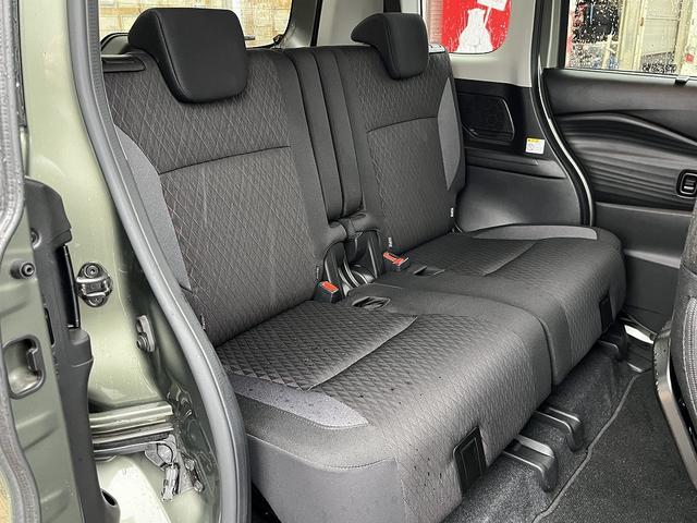 ソリオバンディット ハイブリッドMV 禁煙車 4WD 純正9インチナビ アラウンドビューモニター レーダークルーズコントロール 衝突軽減サポート レーンアシスト コーナーセンサー ドライブレコーダー 両側電動スライドドア シートヒーター(22枚目)