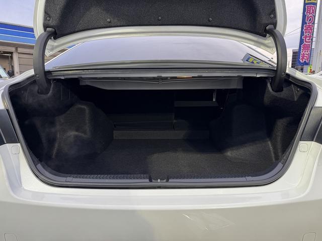 マークＸ ２５０Ｇ　Ｆｏｕｒ　禁煙車　４ＷＤ　ディスプレイオーディオ　ＣＤ＆ＤＶＤ　ＵＳＢ　Ｂｌｕｅｔｏｏｔｈ　ステアリングリモコン　ＥＴＣ　電動シート　フォグライト　純正１６インチアルミ　保証書　取扱説明書　記録簿　スマートキー（24枚目）