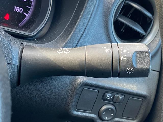 アクシス 4WD 【純正SDナビ】【フルセグTV】【AUX】【ETC】【黒革シート】【フォグライト】【純正15インチアルミ】【オートエアコン】【電動格納ミラー】【スマートキー&プッシュスタート】(32枚目)