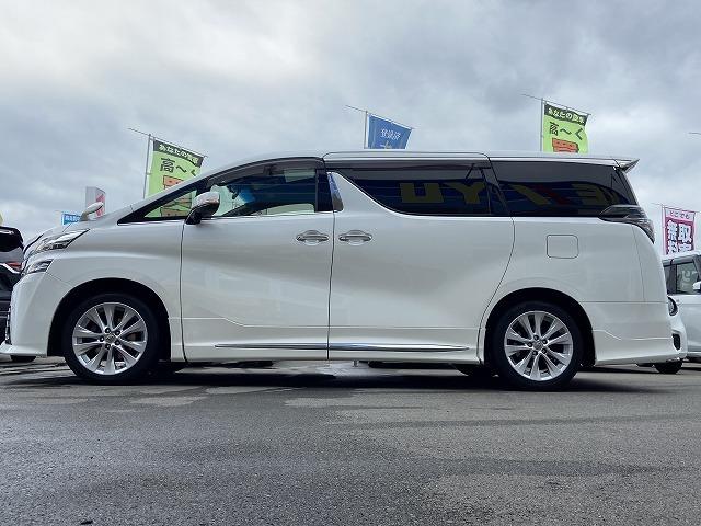 ヴェルファイア ２．５Ｚ　Ａエディション　ゴールデンアイズ　禁煙車　ＥＴＣ　両側電動スライドドア＆電動リアゲート　アルパイン製１１インチナビ【ＣＤ　ＤＶＤ　ＴＶ　Ｂｌｕｅｔｏｏｔｈ】　バックカメラ　後席モニター　寒冷地仕様　アダプティブクルーズコントロール　コーナーセンサー（12枚目）