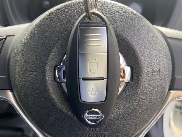 ノート ｅ－パワーオーテック　ＦＯＵＲ　禁煙車　４ＷＤ　ＥＴＣ　衝突被害軽減装置　デジタルインナーミラー　純正７インチナビ【フルセグＴＶ　ＣＤ　ＤＶＤ　ＡＵＸ　Ｂｌｕｅｔｏｏｔｈ】　全方位モニター　レーンアシスト　コーナーセンサー　純正ドライブレコーダー（42枚目）