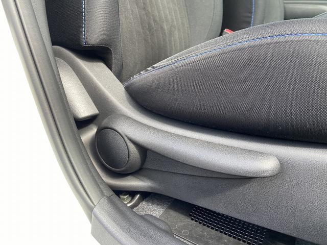 ノート ｅ－パワーオーテック　ＦＯＵＲ　禁煙車　４ＷＤ　ＥＴＣ　衝突被害軽減装置　デジタルインナーミラー　純正７インチナビ【フルセグＴＶ　ＣＤ　ＤＶＤ　ＡＵＸ　Ｂｌｕｅｔｏｏｔｈ】　全方位モニター　レーンアシスト　コーナーセンサー　純正ドライブレコーダー（43枚目）