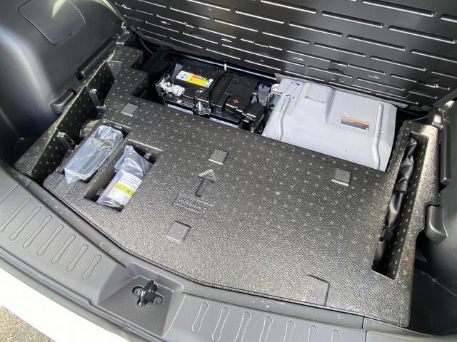 ノート ｅ－パワーオーテック　ＦＯＵＲ　禁煙車　４ＷＤ　ＥＴＣ　衝突被害軽減装置　デジタルインナーミラー　純正７インチナビ【フルセグＴＶ　ＣＤ　ＤＶＤ　ＡＵＸ　Ｂｌｕｅｔｏｏｔｈ】　全方位モニター　レーンアシスト　コーナーセンサー　純正ドライブレコーダー（46枚目）