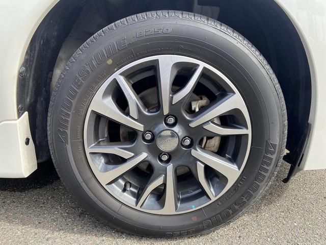 ノート ｅ－パワーオーテック　ＦＯＵＲ　禁煙車　４ＷＤ　ＥＴＣ　衝突被害軽減装置　デジタルインナーミラー　純正７インチナビ【フルセグＴＶ　ＣＤ　ＤＶＤ　ＡＵＸ　Ｂｌｕｅｔｏｏｔｈ】　全方位モニター　レーンアシスト　コーナーセンサー　純正ドライブレコーダー（48枚目）