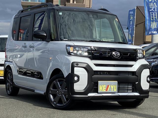 タント ファンクロスターボ　届け出済み未使用車　４ＷＤ　ＥＴＣ　両側電動スライドドア　シートヒーター　新品ナビ取り付け【７インチ　ＣＤ　ＤＶＤ　フルセグＴＶ　Ｂｌｕｅｔｏｏｔｈ】　全方位モニター　レーンアシスト　コーナーセンサー　レーダークルーズコントロール（10枚目）