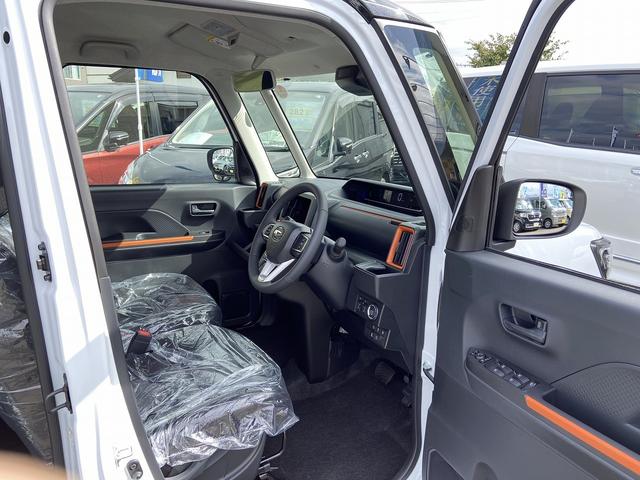 タント ファンクロスターボ　届け出済み未使用車　４ＷＤ　ＥＴＣ　両側電動スライドドア　シートヒーター　新品ナビ取り付け【７インチ　ＣＤ　ＤＶＤ　フルセグＴＶ　Ｂｌｕｅｔｏｏｔｈ】　全方位モニター　レーンアシスト　コーナーセンサー　レーダークルーズコントロール（15枚目）