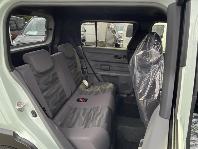 タフト Ｇターボ　ダーククロムベンチャー　届け出済み未使用車　４ＷＤ　新品ナビ取付　アラウンドビューモニター　スカイルーフ　ターボ　シートヒーター　衝突被害軽減装置　レーンアシスト　コーナーセンサー　レーダークルーズコントロール　オートハイビーム＆ＬＥＤヘッドライト（18枚目）