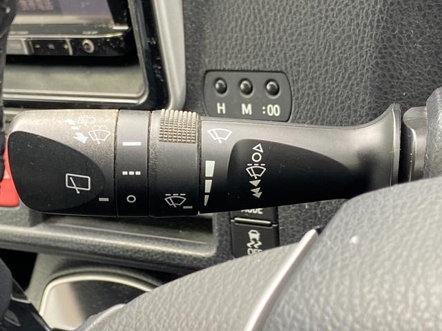 ヴォクシー ZS 煌 禁煙車 エンジンスターター 両側電動スライドドア フリップダウンモニター 社外ナビ【CD DVD フルセグTV Bluetooth ミュージックサーバー】 バックカメラ ドライブレコーダー ビルトインETC アイドリングストップ 横滑り防止装置(38枚目)