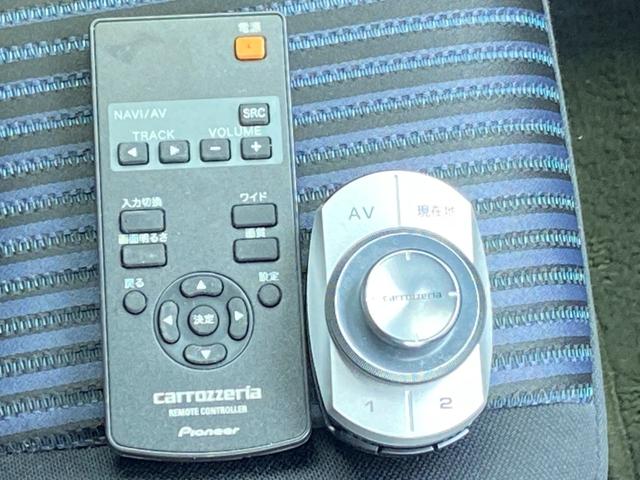 ヴォクシー ZS 煌 禁煙車 エンジンスターター 両側電動スライドドア フリップダウンモニター 社外ナビ【CD DVD フルセグTV Bluetooth ミュージックサーバー】 バックカメラ ドライブレコーダー ビルトインETC アイドリングストップ 横滑り防止装置(49枚目)