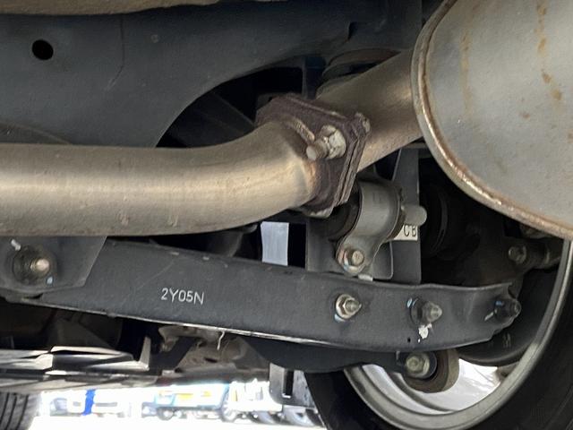 インプレッサG4 2.0iアイサイト 禁煙車 4WD 衝突被害軽減装置 ETC レーンアシスト レーダークルーズコントロール 社外ナビ【フルセグTV CD DVD Bluetooth】 バックカメラ シートヒーター付き電動ブラックレザーシート ヘッドライトウォッシャー 横滑り防止(19枚目)