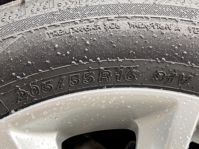 インプレッサG4 2.0iアイサイト 禁煙車 4WD 衝突被害軽減装置 ETC レーンアシスト レーダークルーズコントロール 社外ナビ【フルセグTV CD DVD Bluetooth】 バックカメラ シートヒーター付き電動ブラックレザーシート ヘッドライトウォッシャー 横滑り防止(22枚目)