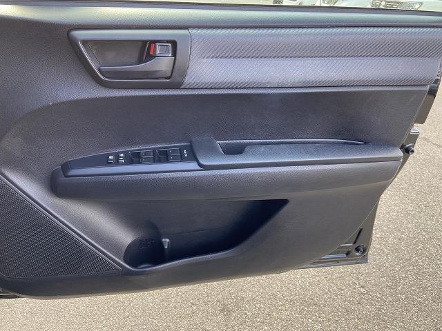 カローラフィールダー 1.5X 禁煙車 4WD ETC スペアキー有 純正7インチナビ【CD TV Bluetooth AUX】 8エアバック キーレスエントリー 社外15インチアルミホイール 横滑り防止装置 ヘッドライトレベライザー 記録簿 保証書 取扱説明書(40枚目)