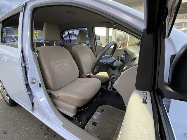 ミライース Ｘｆ　【禁煙車】　　【４ＷＤ】　ＣＤオーディオ＆ＡＵＸ　キーレスエントリー　ヘッドライトレベライザー　電動格納ミラー　エアバック　ＡＢＳ　アイドリングストップ（15枚目）
