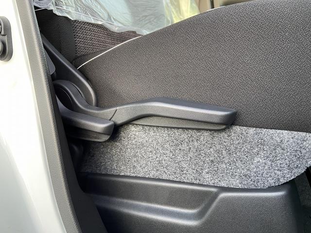 スペーシアカスタム ハイブリッドGS 届け出済み未使用車 新品ナビ取り付け 両側スライドドア/助手席側電動 フロント両席シートヒーター コーナーセンサー レーダークルーズコントロール レーンアシスト オートLEDライト&オートハイビーム 【CD DVD フルセグTV】(44枚目)