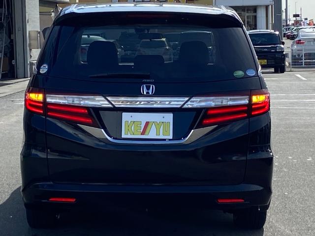 オデッセイ G 禁煙車 4WD 両側電動スライドドア ビルトインETC 衝突被害軽減装置 クルーズコントロール 純正ナビ【CD DVD Bluetooth】 LEDヘッドライト&オートライト&フォグランプ バックカメラ 横滑り防止装置 ステアリングリモコン スマートキー(10枚目)