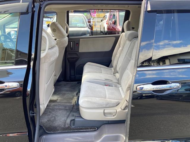 オデッセイ G 禁煙車 4WD 両側電動スライドドア ビルトインETC 衝突被害軽減装置 クルーズコントロール 純正ナビ【CD DVD Bluetooth】 LEDヘッドライト&オートライト&フォグランプ バックカメラ 横滑り防止装置 ステアリングリモコン スマートキー(19枚目)