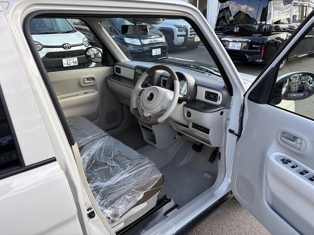 アルトラパンLC L 届け出済み未使用車 レーンアシスト コーナーセンサー バックアイカメラ付きディスプレイオーディオ【USB Bluetooth】 ハーフレザーシート&シートヒーター 衝突被害軽減装置 横滑り防止装置 ステアリングリモコン アイドリングストップ 保証書(18枚目)