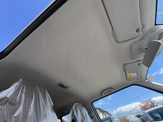 アルトラパンLC L 届け出済み未使用車 レーンアシスト コーナーセンサー バックアイカメラ付きディスプレイオーディオ【USB Bluetooth】 ハーフレザーシート&シートヒーター 衝突被害軽減装置 横滑り防止装置 ステアリングリモコン アイドリングストップ 保証書(40枚目)