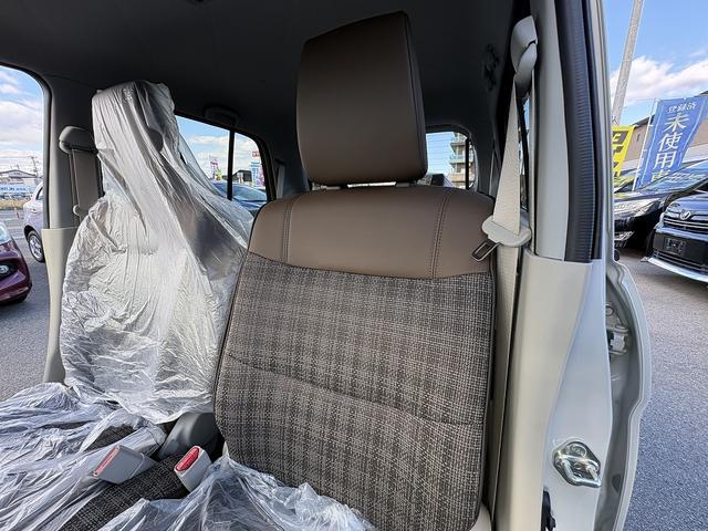 アルトラパンLC L 届け出済み未使用車 レーンアシスト コーナーセンサー バックアイカメラ付きディスプレイオーディオ【USB Bluetooth】 ハーフレザーシート&シートヒーター 衝突被害軽減装置 横滑り防止装置 ステアリングリモコン アイドリングストップ 保証書(41枚目)